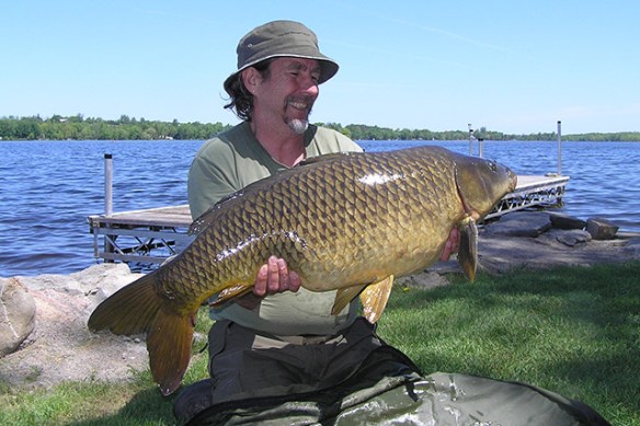 Spike with a great carp catch at Lakeside Cottages 2014